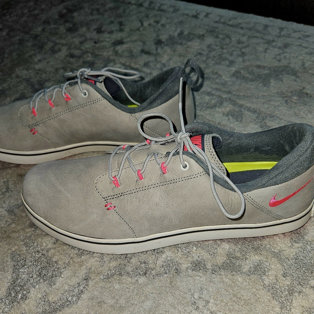 Nike Womens Lunar Adapt Golf Sneakers